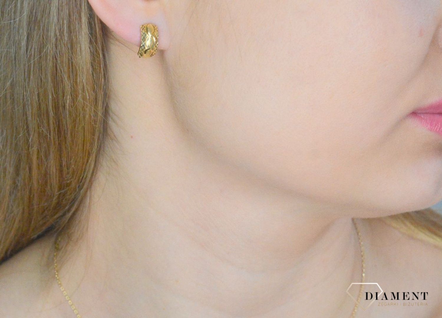 Złote kolczyki damskie 585 diamentowana powierzchnia KL 9789.jpg